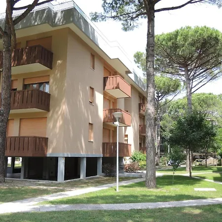 Relaxing Flat With Balcony In Pineda Daire