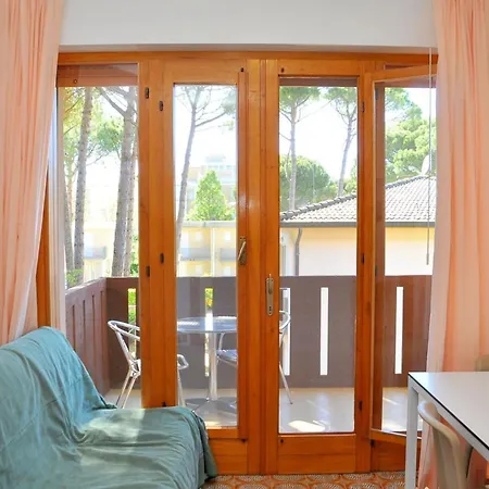 Relaxing Flat With Balcony In Pineda 아파트 비비오네